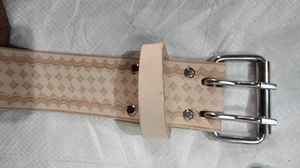 Hand <b>Tools</b> <b>Leather</b> Belt Made of Oil Tanned Veg Tanned Top Grain <b>Leather</b> - Product Image 4