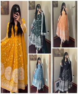 Robe de mariée en Georgette lourde et exclusive avec broderie et sequins, avec bas de robe et dupatta, prix de gros, vêtement ethnique, vêtement de Surat, Gharara - Product Image 5