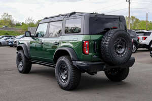 Nuevo, Diseñado para los Aventureros: Ford Bronco Everglades 2024 - Product Image 5