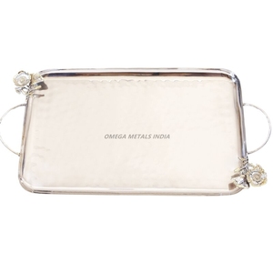 Charmant plateau de service rectangulaire gris avec design tissé et poignées robustes, parfait pour le café, le thé et les rassemblements décontractés - Product Image 5