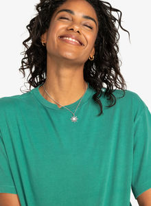 T-shirt à épaules tombantes pour femmes coupe régulière 100% coton décontracté haut vierge doux confortable t-shirt uni Logo personnalisé OEM usine en gros - Product Image 3