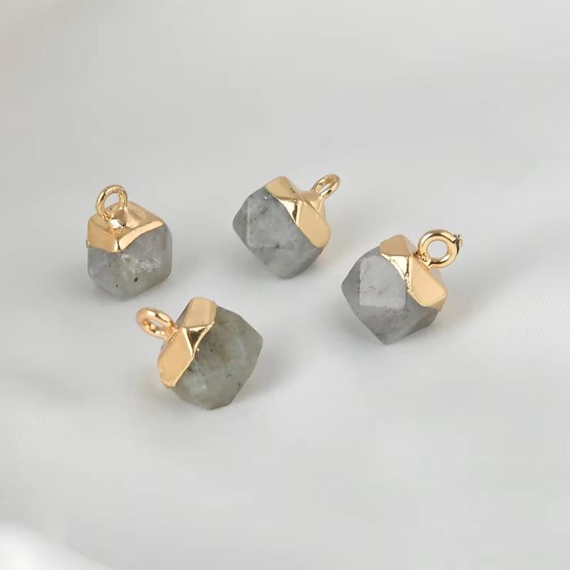 ลาบราดอไลท์