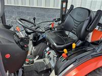 Beli Traktor Mini Kubota LX2610 25HP 4WD Dengan Loader Depan Dan Mesin Pemotong Rumput Untuk Penggunaan Pertanian Dan Kebun