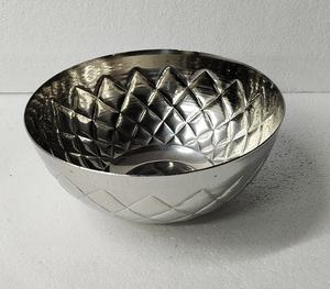 Bol élégant pour fruits, collations, bonbons, plat de service, centre de table, accessoires de décoration, article en aluminium - Product Image 3