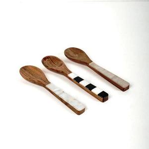Cucharas para servir de madera y resina Un juego de madera verde azulado Juego de cuencos de Venta caliente Hecho EN LA India Incluye Servidor de ensalada de madera - Product Image 5