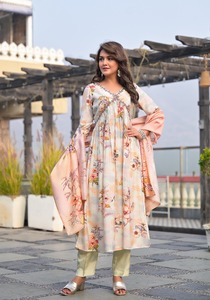 Maslin Nyra กางเกงตัดเย็บสำหรับผู้หญิง,กางเกงขาสั้น3ชิ้นลายอลิยาคัตเกตตี้สุดสวยขายส่ง - Product Image 5