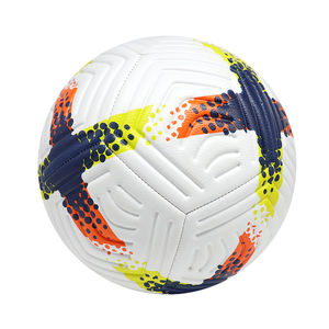 Vente en gros de ballons de football en cuir toutes tailles personnalisés de Chine ballons de football taille 5 4 3 avec logo - Product Image 4