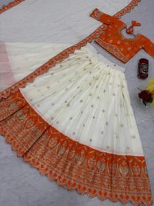 Lehenga Choli especial para boda con codificación de bordado pesado y trabajo de lentejuelas perfecto para celebraciones nupciales y tradicionales - Product Image 6