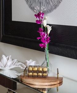 Plateau de service rond en marbre et en bois de qualité supérieure avec poignées en laiton, plat décoratif de luxe pour la maison, la cuisine, l'hôtel, les cadeaux - Product Image 5