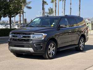 CLEAN USED 2024 Expedition Limited AWD Sièges en cuir Intérieur clair ACC Prêt à rouler - Product Image 4