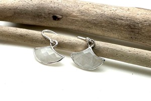 Boho Style 925 Sterling Silver Moonstone Gemstone Boucles d'oreilles Bijoux Boucles d'oreilles en argent faites à la main Bijoux pour femmes Cadeau de mariage pour - Product Image 2
