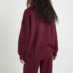 Survêtement décontracté et tendance de qualité supérieure pour femmes, avec manches longues, tissu respirant de haute qualité et logo. - Product Image 5