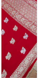 Sari Monga Kadhwan Puro, Hecho a Mano con Técnicas Tradicionales, Tela Suave y Elegante, Impresionante Atractivo Étnico, Estilo Festivo, Rápido de Usar - Product Image 4