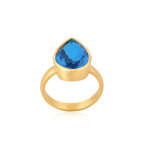 Anillo de cuarzo doblete de Topacio Azul suizo, fabricante de anillos de latón de moda para mujer chapados en oro de 22K, proveedores de joyería - Product Image 1