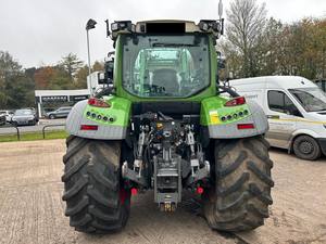 รถแทรกเตอร์ฟีนด์ท 516 วาริโอ ขับเคลื่อน 4 ล้อ ระบบ CVT กำลัง 140 แรงม้า เครื่องยนต์ดอยซ์ พร้อมเกียร์ ปั๊ม รับประกัน 2 ปี สำหรับใช้งานในฟาร์ม ผลิตในสหรัฐอเมริกา พร้อมใช้งาน - Product Image 6