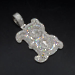 Encantador colgante de letra personalizado único de oro blanco de 10 quilates hecho a mano con diamantes de moissanita de claridad VVs de corte redondo y Baguette - Product Image 4