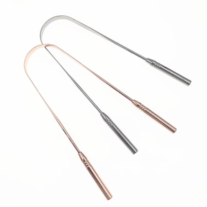 Raspador de Lengua de Doble Cara en Forma de U con Hoja Curva de Acero Inoxidable, Mango de Plástico, Logotipo Personalizado, Reutilizable - Product Image 3