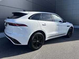 2024 Jaguar P250 R-Dynamic S AWD bastante usado - Product Image 2