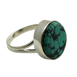Anillo de Plata de Ley 925 con gema turquesa ovalada, joyería hecha a mano - Product Image 1