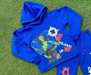 Conjunto de chándal con capucha recortada y pantalones de chándal acampanados con estampado de abullonado para hombre y mujer - Product Image 3