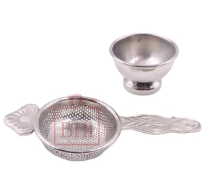 Passoire à purée ronde en laiton à long manche pour utiliser le liquide hors de la nourriture Passoire à thé en laiton Passoire à purée ronde AntiqueDesign - Product Image 6