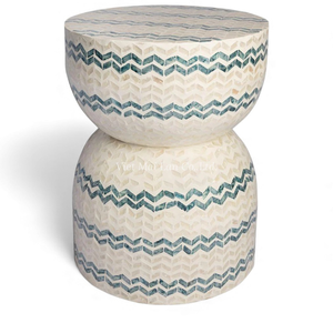 Elegante Mesa de Centro de Nácar, Mueble con Incrustaciones de Concha Hecho a Mano para Espacios de Vida Refinados - Product Image 1