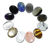 Pierres de Reiki sculptées en forme ovale en cristal naturel multi-gemmes pour la guérison et le soulagement de l'anxiété – Vente en gros