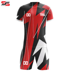 Diseño y logotipo personalizados, conjunto de uniformes de fútbol deportivos transpirables de tamaño adulto con sublimación personalizada - Product Image 3