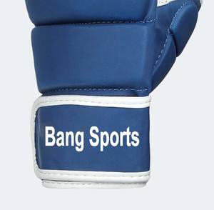 Gants de boxe demi-doigts en cuir véritable personnalisables Gants de boxe MMA de combat de rue en mousse à insérer en gros - Product Image 4