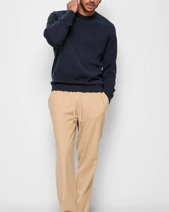 Jersey de manga larga de gran tamaño de invierno Premium para hombres 100% Jersey de lana de oveja con bordado de logotipo personalizado e impresión digital - Product Image 3