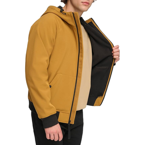 Chaqueta bomber clásica Softshell transpirable resistente al agua con estampado de logotipo Capucha ajustable y cierre de cremallera frontal central - Product Image 3