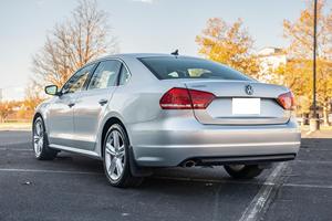 Volkswagen Passat TDI SE 2015 Económico con Volante a la Izquierda/Derecha - Product Image 3