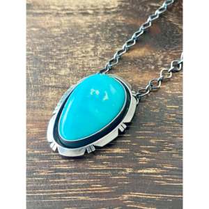 Collier Eli Skeets Royston en turquoise et argent sterling serti dans un cadre, cadeau idéal pour toutes les occasions - Product Image 4