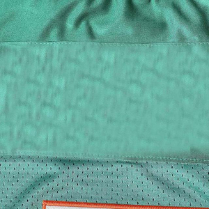 Ensemble de maillots de football pour hommes | Uniforme de football à séchage rapide en polyester personnalisé | Vêtements d'équipe personnalisés pour le match - Product Image 4