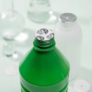 ฟอยล์อะลูมิเนียมแบบเปิดง่ายสำหรับบรรจุอาหาร เกรดอาหาร ป้องกันการรั่วซึม กันความชื้น สำหรับขวด  รับผลิตตามสั่ง ขายส่ง - Product Image 1