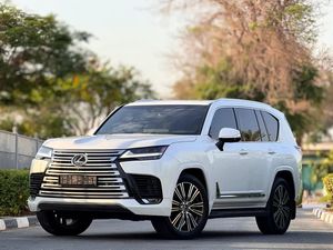 Lexus Serie LX LX 600 Signature Trasmissione Automatica Motore a Combustione Interna Potenza 400 - 499 CV - Product Image 6