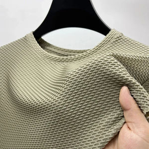 NEW Summer New High End Mesh Hollowed Out Ice Silk T-shirt à manches courtes T-shirt respirant à col en O pour hommes T-shirt pour hommes - Product Image 3