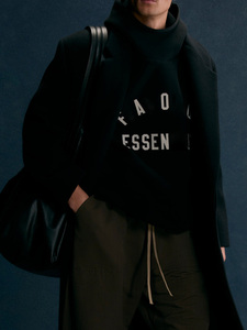 Fabricación de suéter de alta calidad Sudadera con capucha esencial para hombres 100% algodón 420gsm Tela Premium con logotipo personalizado - Product Image 5