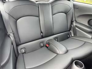 Mini Cooper S 2019, 2 Puertas, Hatchback, Tracción Delantera / Disponible para la Venta con Bajo Kilometraje, Motor de Gasolina, Auto Usado en Excelentes Condiciones y Sin Accidentes - Product Image 6