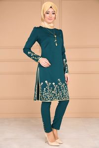 Jolie et décente broderie sur KURTA avec robe-pantalon embellissant l'élégante perles de verre en cristal, DABKA pour le travail de fête @ 2022 - Product Image 2