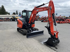 รถขุดขนาดเล็ก Kubota KX040-5 รุ่นปี 2025 ขับเคลื่อนด้วยระบบตีนตะขาบ ขนาด 2-5 ตัน ประสิทธิภาพสูง สะดวกสบาย ใช้งานได้ดี พร้อมบุ้งกี๋และเกียร์ - Product Image 6