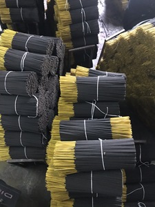 แท่งธูปไม้สำหรับตกแต่งบ้านด้ามสีเหลืองทรงกลมเรียบไม่มีกลิ่น - Product Image 3