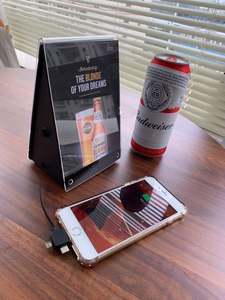 Stazione di Ricarica per Telefono da Scrivania Y2 Power <span class=keywords><strong>AYA</strong></span> II con Cavo 3-in-1 Opzionale per Branding e Grafica, Caricabatterie Compatto per Cellulari - Product Image 6