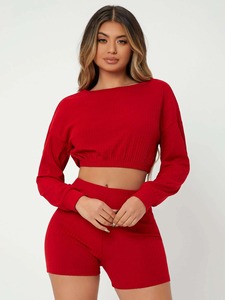 Nueva sudadera en blanco y pantalones cortos Conjuntos de 2 piezas Chándales de mujer Top corto y conjuntos cortos de mujer - Product Image 6