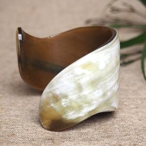Bracelet en corne bijoux naturels belles cornes bracelets matériau naturel bracelet prix le moins cher - Product Image 1