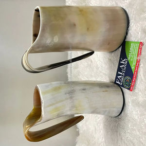 Cuerno para beber vikingo indio genuino de alta calidad, taza de cuerno de búfalo tallada antigua, decoración navideña pulida, Animal elegante - Product Image 1