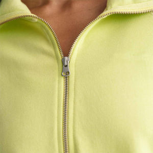 Sweat-shirt à demi-zip délavé pour femme de qualité supérieure, durable, élégant, décontracté pour l'hiver, logo brodé 3D sur le devant, 100% coton - Product Image 5