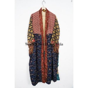 Robe Kimono Femme Fait Main en Soie Patchwork Floral Élégante Style Bohème Légère pour Festival Vente en Gros - Product Image 4