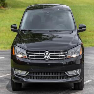 Volkswagen Passat TDI SEL Premium 2015 Económico con Volante a la Izquierda/Derecha - Product Image 5