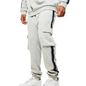 Conjunto Deportivo de Dos Piezas para Hombre, de Alta Calidad, en Felpa Técnica, Estilo Urbano, con Patrón Sólido, Transpirable, de Secado Rápido, 100% Algodón - Product Image 4
